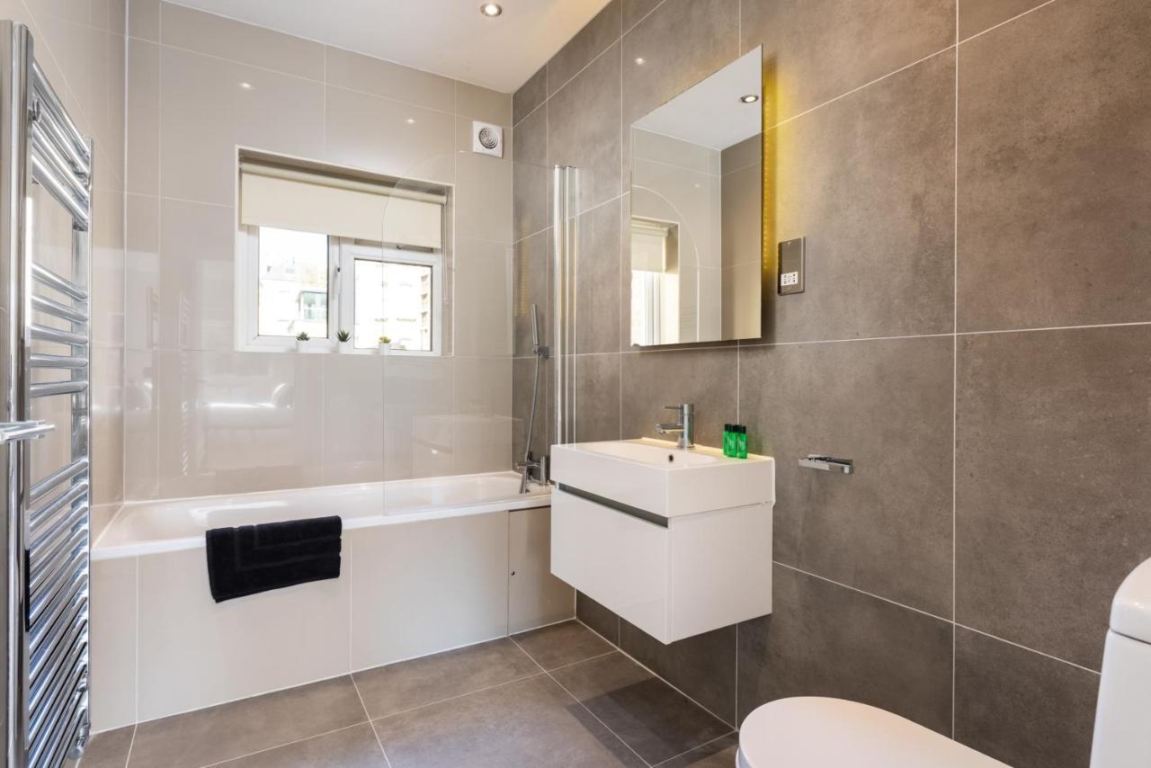 3 Bedroom Garden Apartment Opposite The Beach Brighton Eksteriør billede